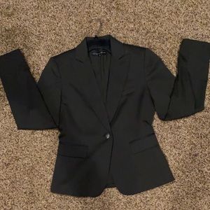 Antonio Melani Women’s Pant Suit